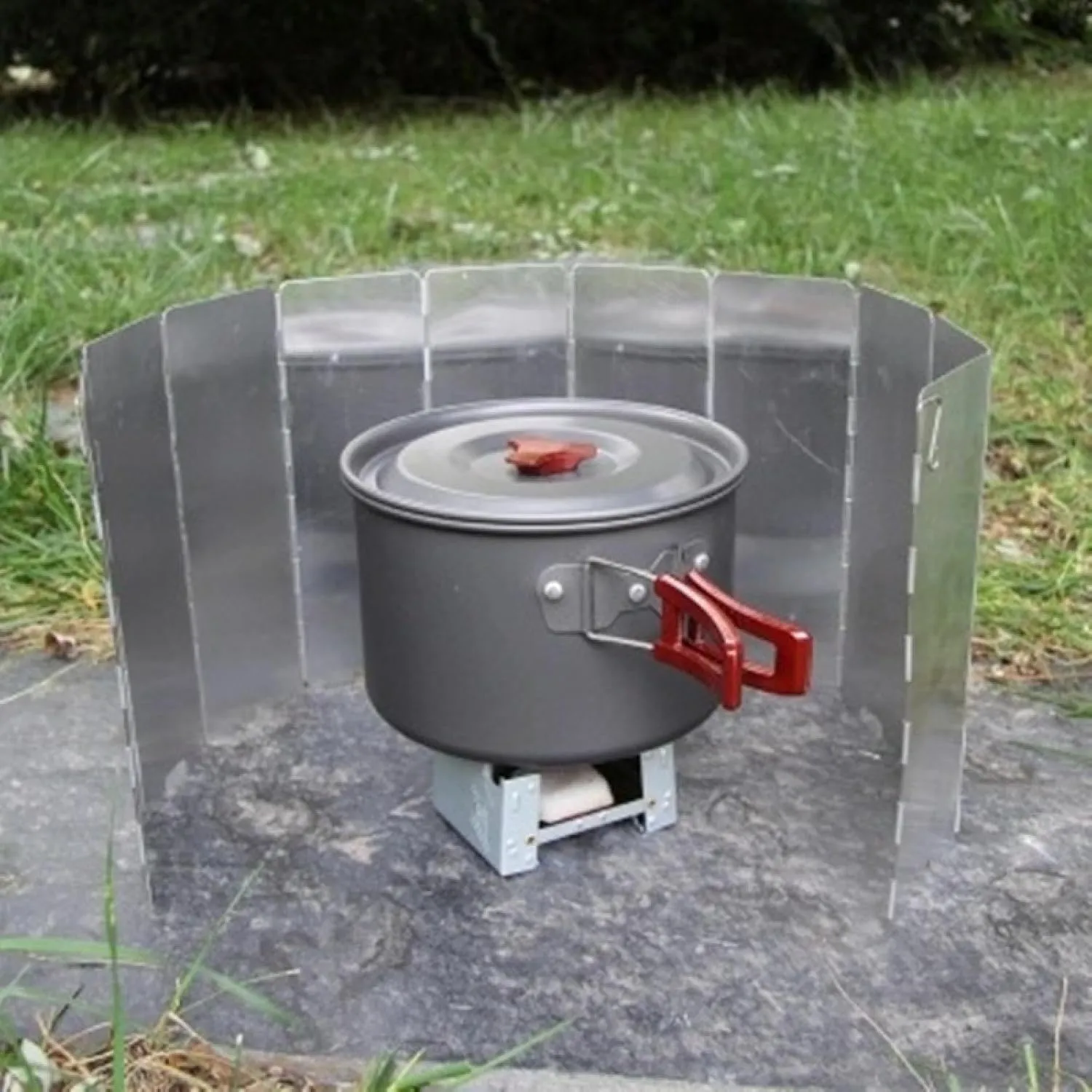(1PCS) outdoor camping, portable cassette stove, windproof plate, folding board, camping
