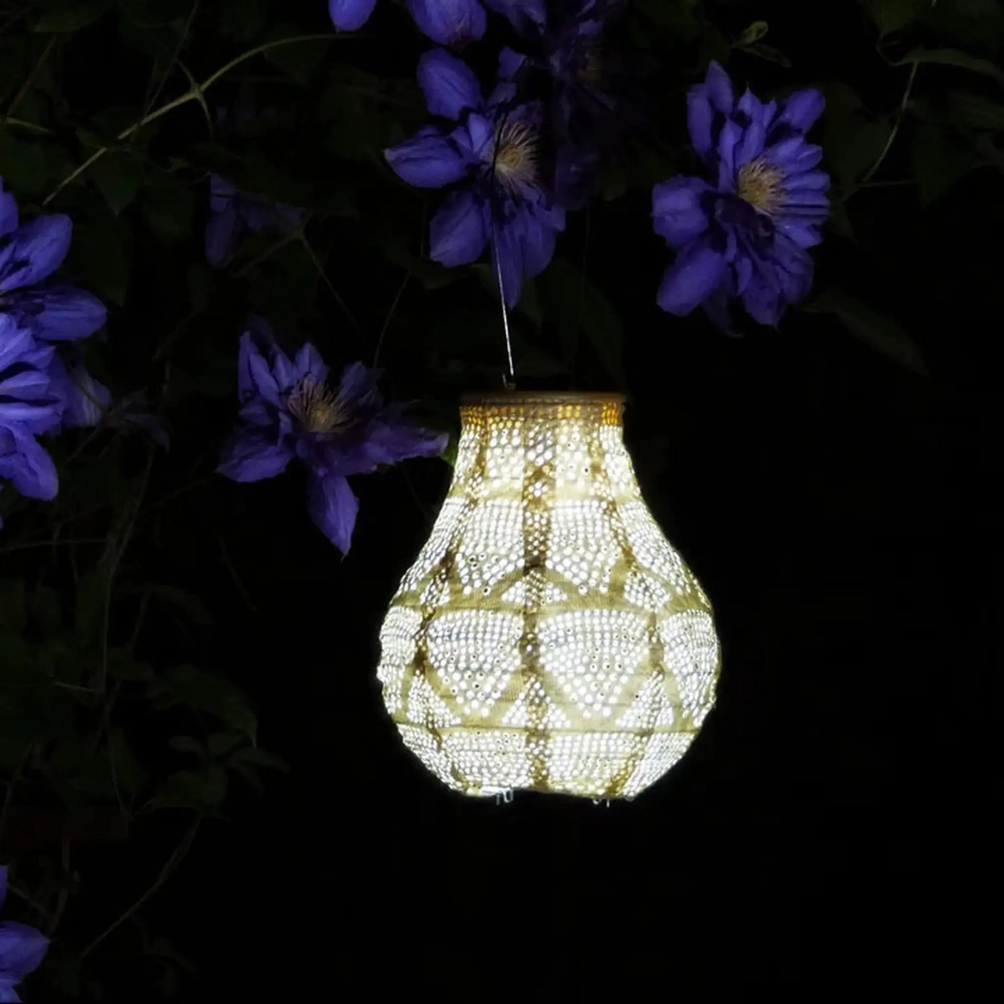 8" Bulb Solar Lantern