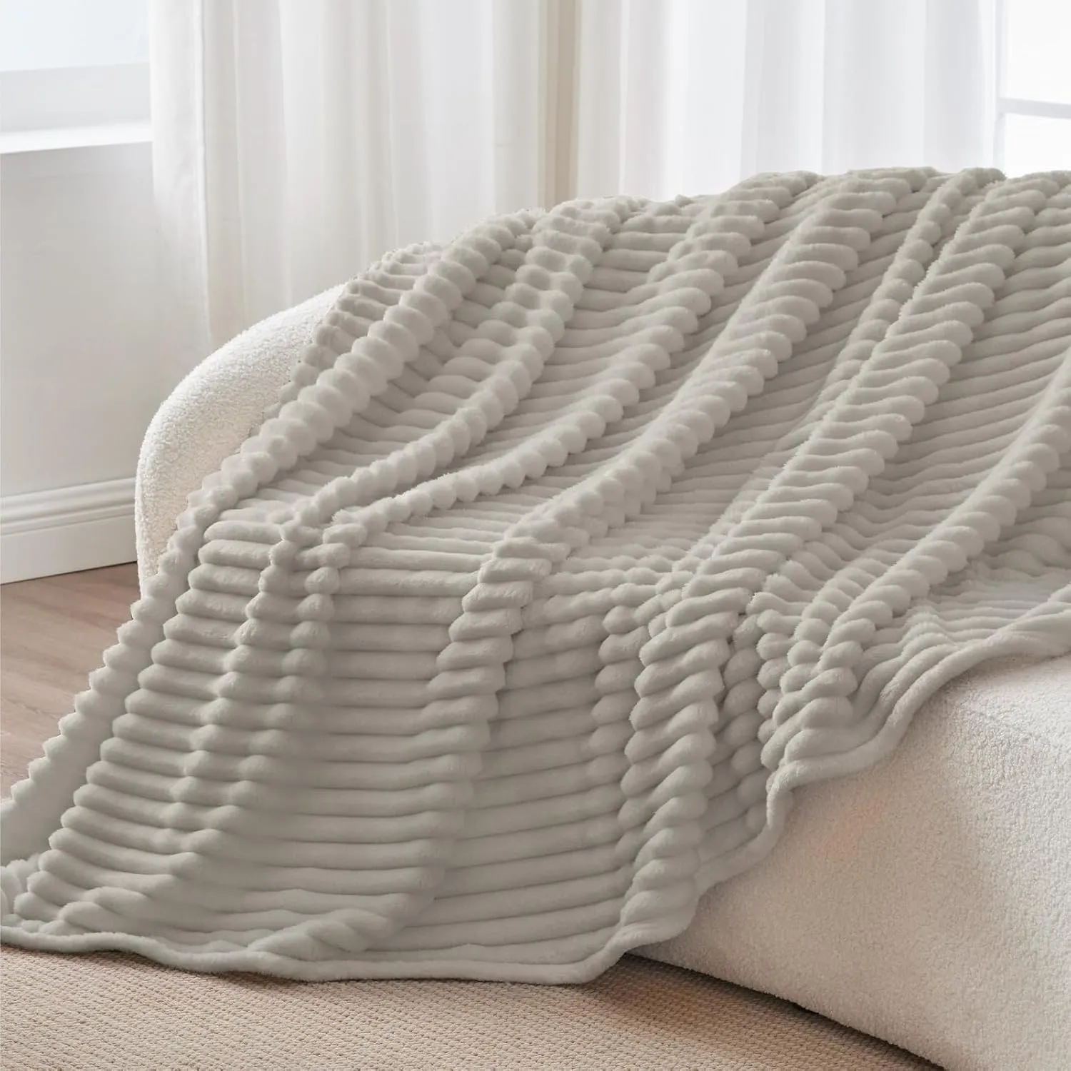 BEDELITE Fleece Throw Blanket for Couch - 300GSM Soft & Warm Fluffy Light Grey Blanket, Decorative and Giftable Striped Blankets for Women, Men, 50"x60"