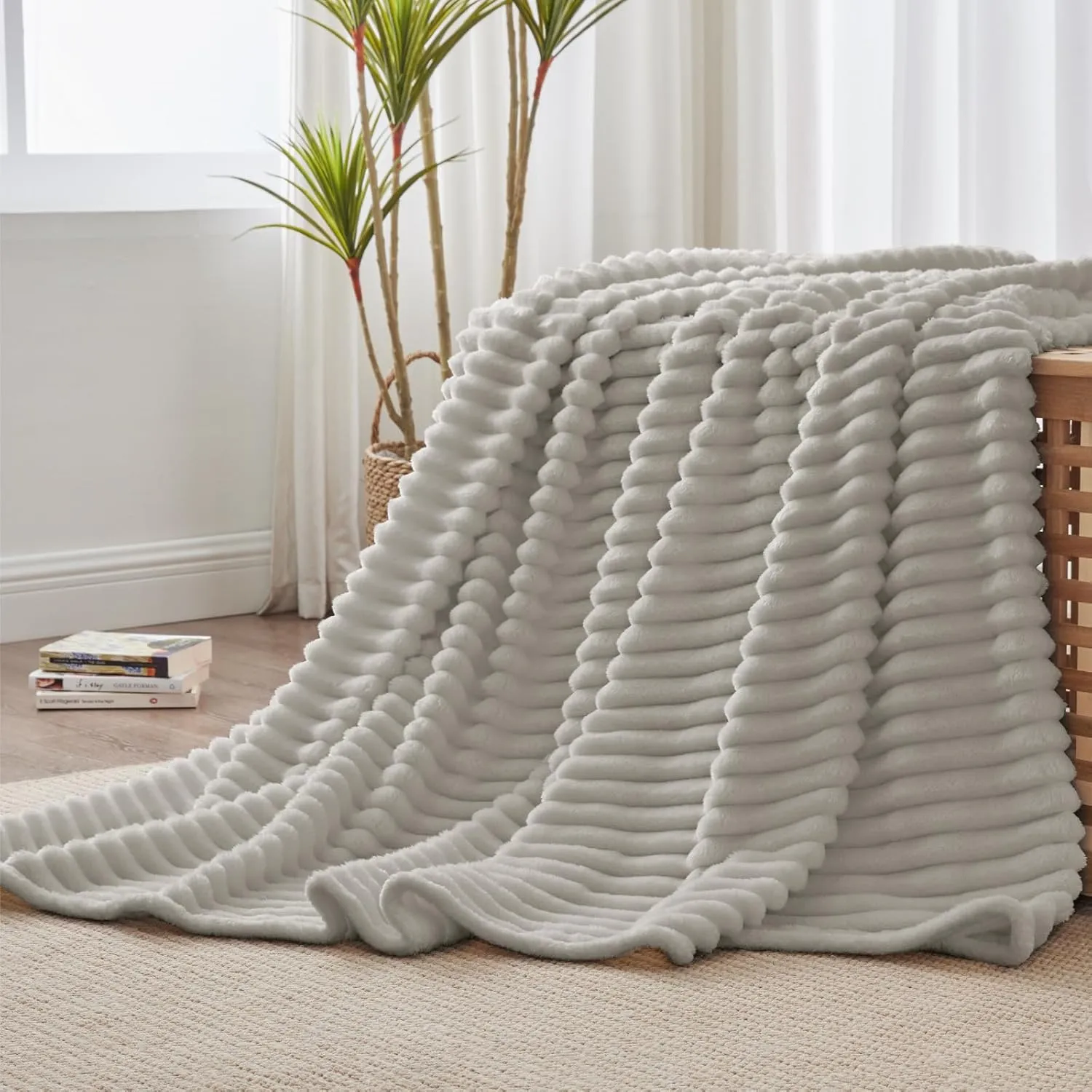 BEDELITE Fleece Throw Blanket for Couch - 300GSM Soft & Warm Fluffy Light Grey Blanket, Decorative and Giftable Striped Blankets for Women, Men, 50"x60"