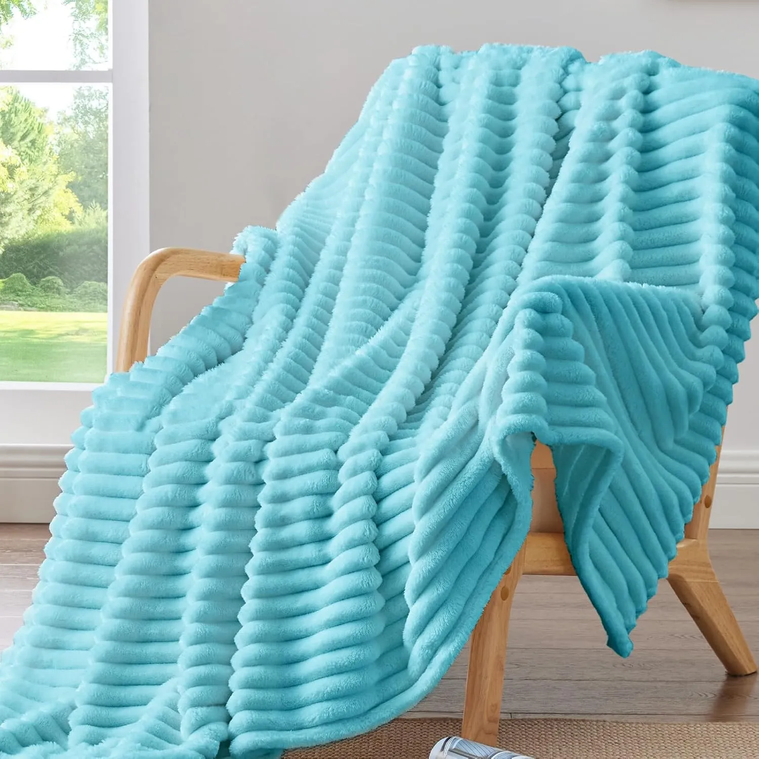 BEDELITE Fleece Throw Blanket for Couch - 300GSM Soft & Warm Fluffy Sky Blue Blanket, Decorative and Giftable Striped Blankets for Women, Men, 50"x60"