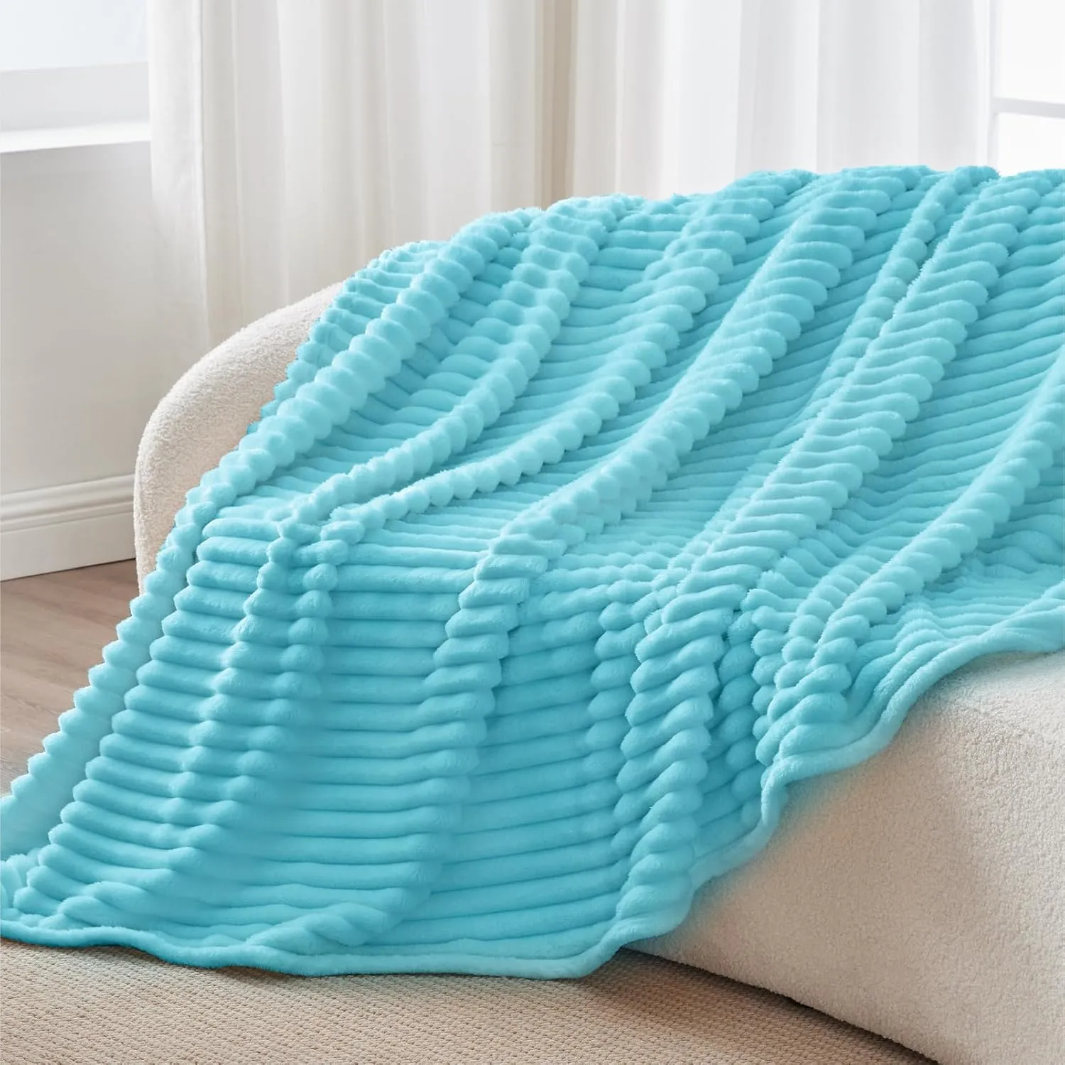 BEDELITE Fleece Throw Blanket for Couch - 300GSM Soft & Warm Fluffy Sky Blue Blanket, Decorative and Giftable Striped Blankets for Women, Men, 50"x60"