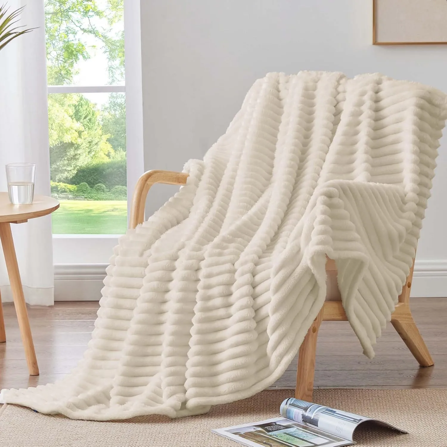 BEDELITE Fleece Throw Blanket for Couch, 300GSM Soft & Warm Fluffy Twin Blanket, Decorative and Giftable Striped Beige Blankets for Women, Men, 60"x80"