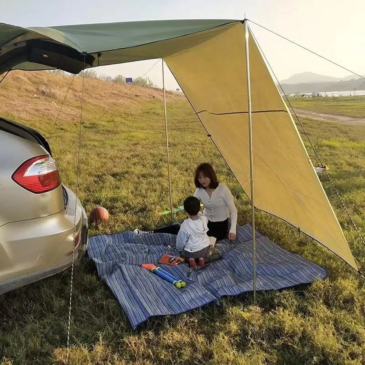 Car Awning for SUV, Waterproof Oxford Cloth 5-8 Persons Outdoor Camping Tarp SUV Truck Tailgate Canopy RV Vehicle Roof Sun Shade Hatchback Car Tent Khaki M