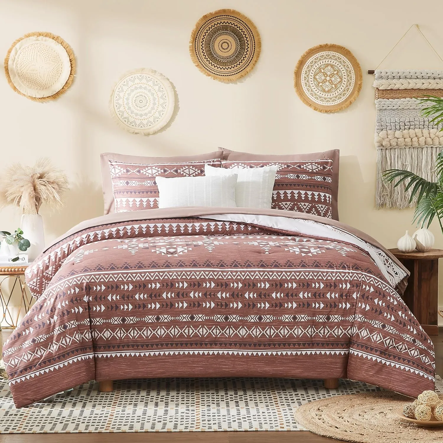 Geniospin King Size Comforter Set, Boho Bed in a Bag 7 Pieces Bedding Set,Burgundy Reversible Aztec Design with Soft Microfiber, Lightweight, Warm and Breathable (King, 102x90 Inches)