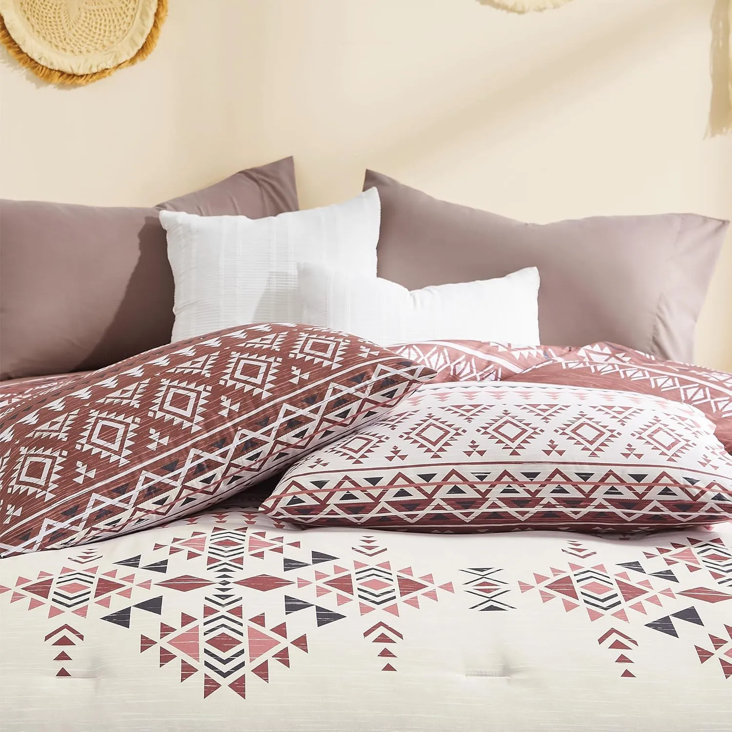 Geniospin King Size Comforter Set, Boho Bed in a Bag 7 Pieces Bedding Set,Burgundy Reversible Aztec Design with Soft Microfiber, Lightweight, Warm and Breathable (King, 102x90 Inches)