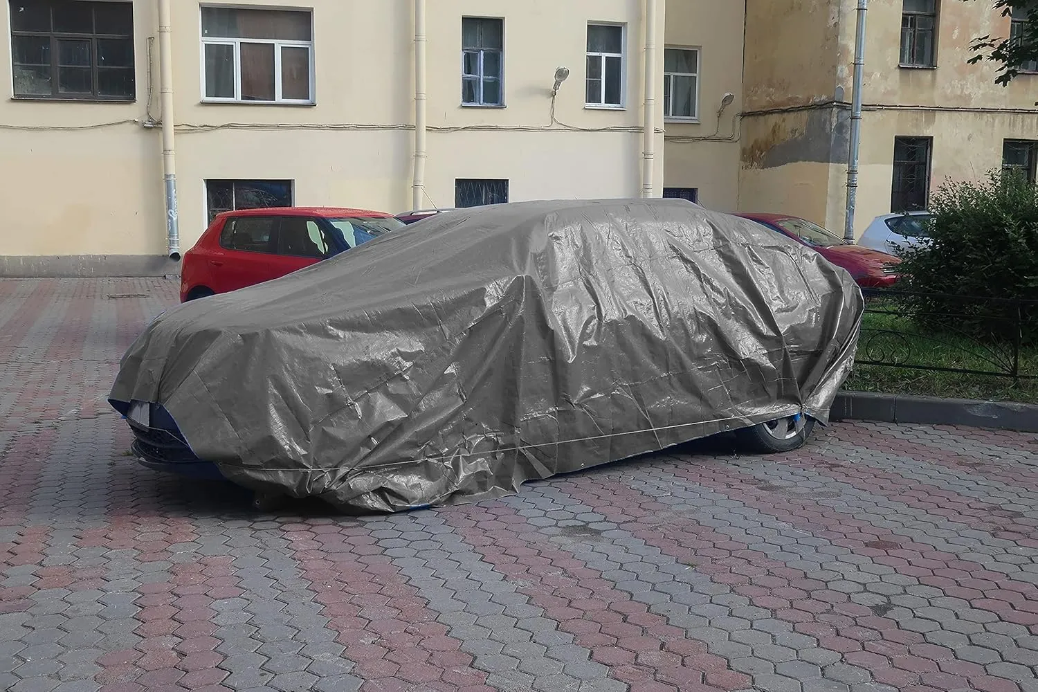 Heavy Duty Tarp Waterproof Large Cover |Silver/Black, 12' x 20' 10 Mil Thick | Rip Proof Tarps | Thick Weave Material, UV Resistant Great for Tarpaulin Canopy Tent, Boat, RV or Pool Cover
