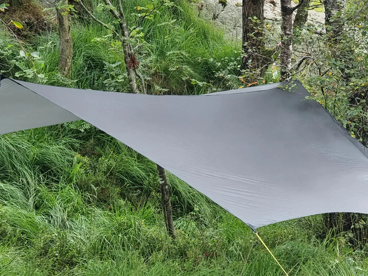 Helleren Ultralight Tarp Shelter - 450g by NORTENT