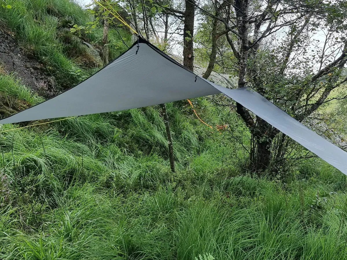 Helleren Ultralight Tarp Shelter - 450g by NORTENT