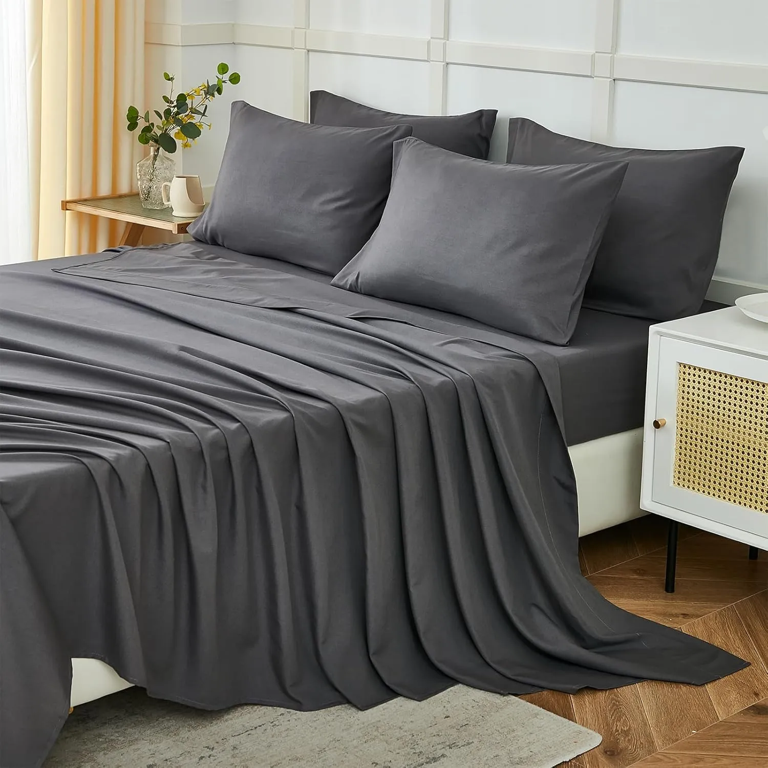 ILAVANDE Grey Queen Sheets Set 6 Piece,Hotel Luxury Super Soft 1800 Series Microfiber Queen Bed Sheets Set-Wrinkle Free & Breathable-14 Deep Pocket Sheets for Queen Size Bed(Queen,Grey)