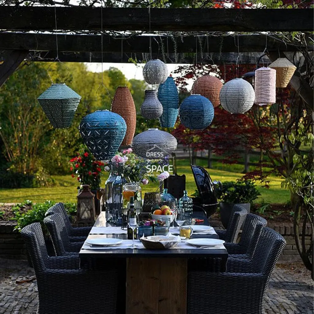 Lace Bulb 16 - Taupe - Solar Lantern
