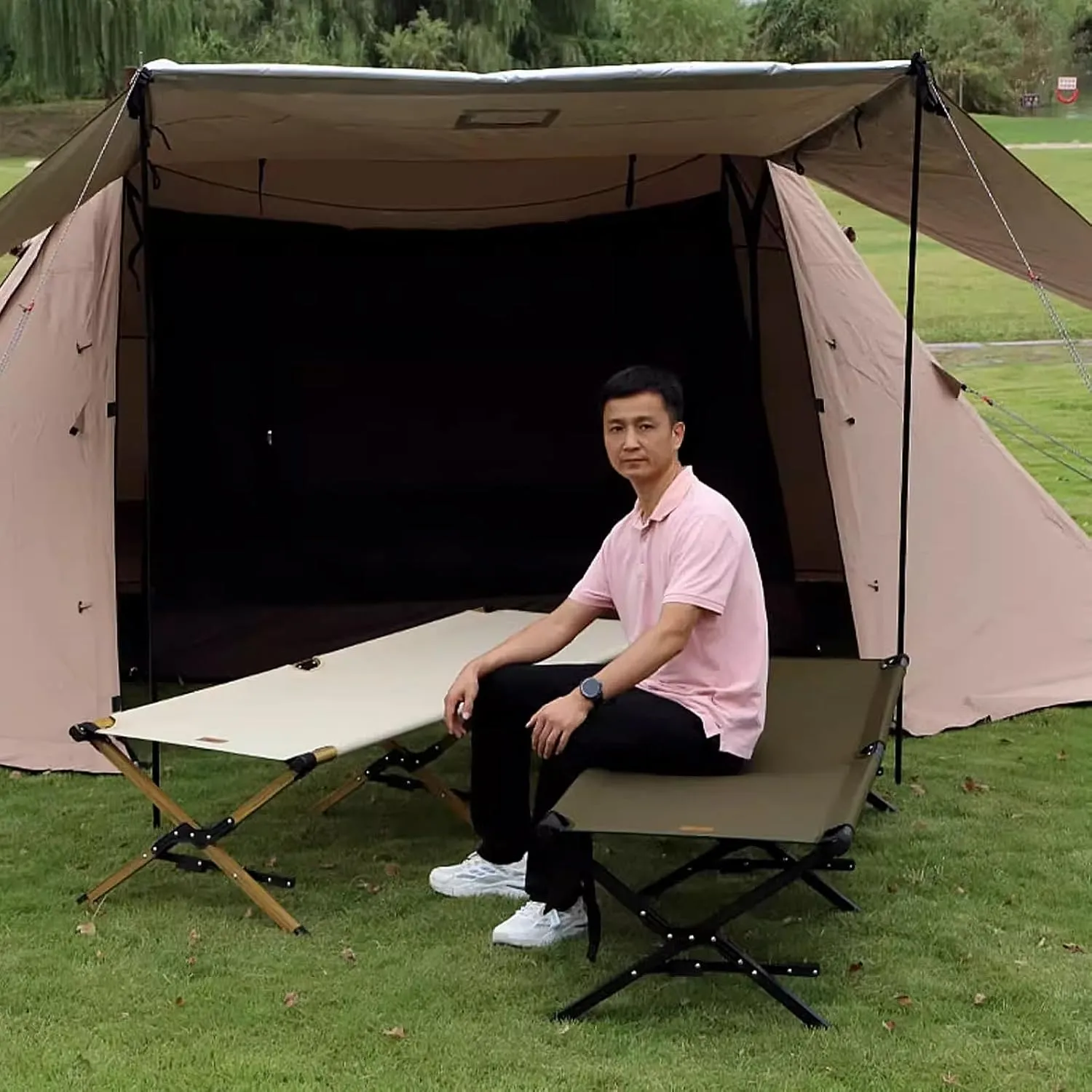 Lightweight Aluminum Camping Cot for Adults, Foldable Outdoor Bed, 120kg Capacity, Includes Storage & Organizer Bag, Perfect for Travel & Camping (Yellow)