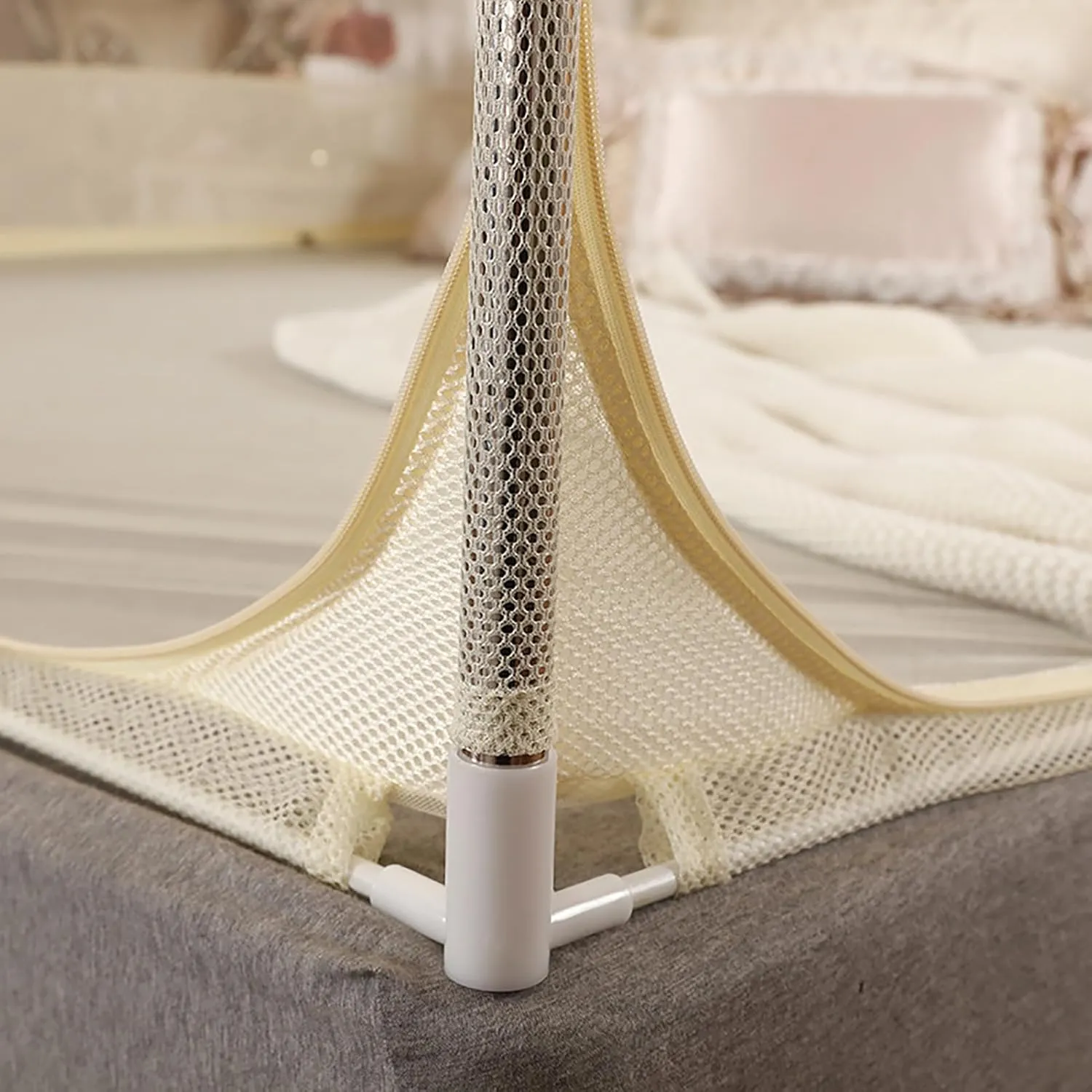 Mosquito Net Bed Canopy 360° Anti-Mosquito Tent 3 Side Door Camping Anti-Fall Bed 100% Polyester Curtain Netting Bedding Yurt,Gray,1.5m
