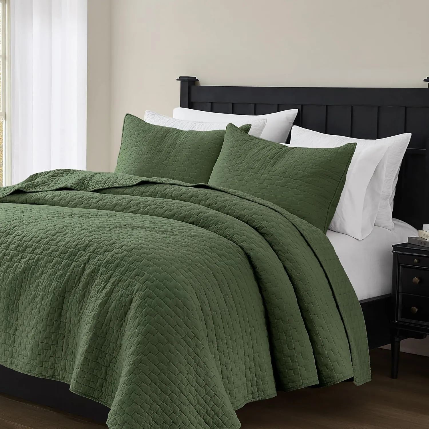 palassio Olive Green 100% Cotton Quilt Queen Size Bedding Sets with 2 Pillow Shams, Textured Lightweight Soft Bedspread Shabby Chic Coverlet, Quilted Comforter Bed Cover for All Season, 3 Pieces