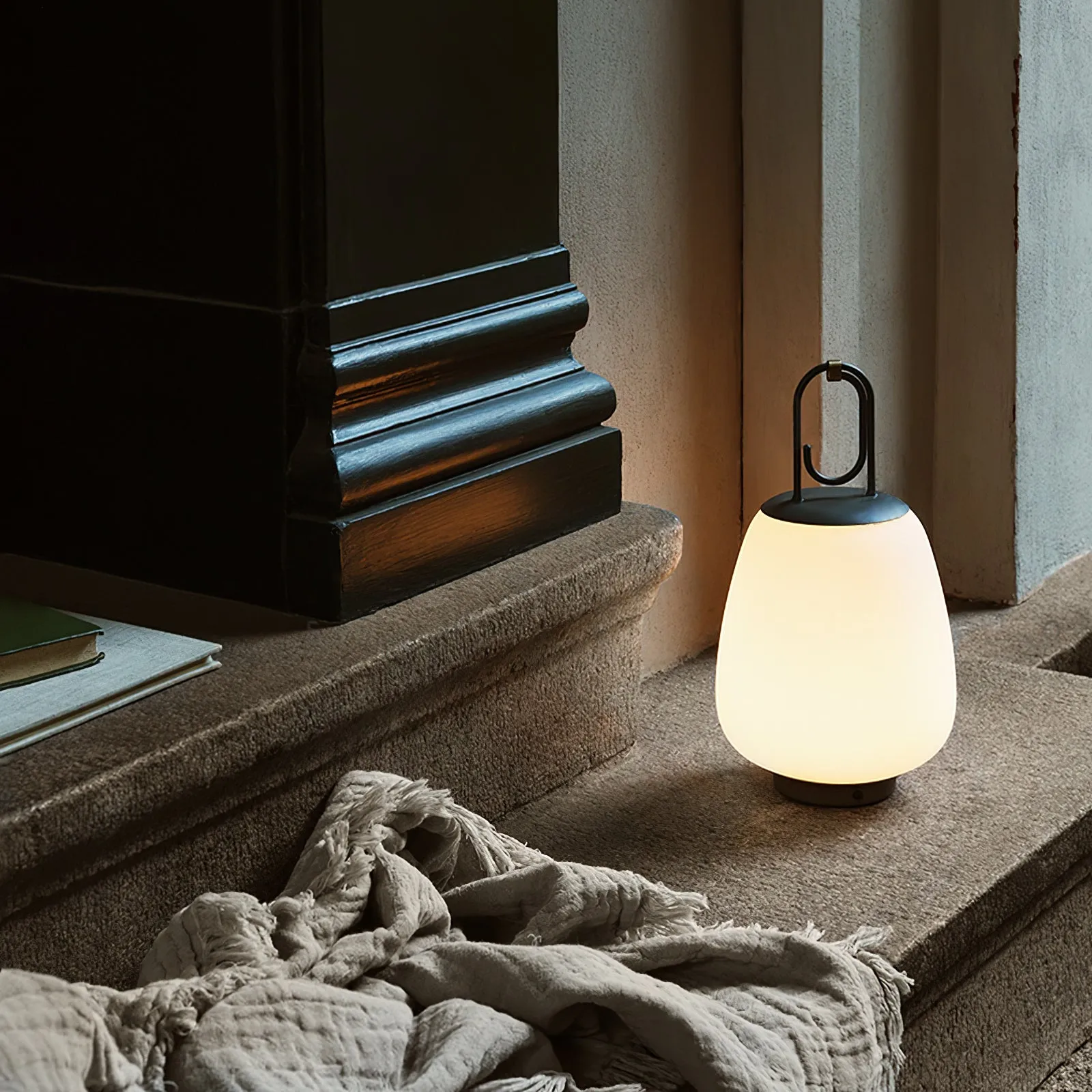 Portable Lantern Table Lamp – USB Rechargeable with Warm & Cool Light Modes