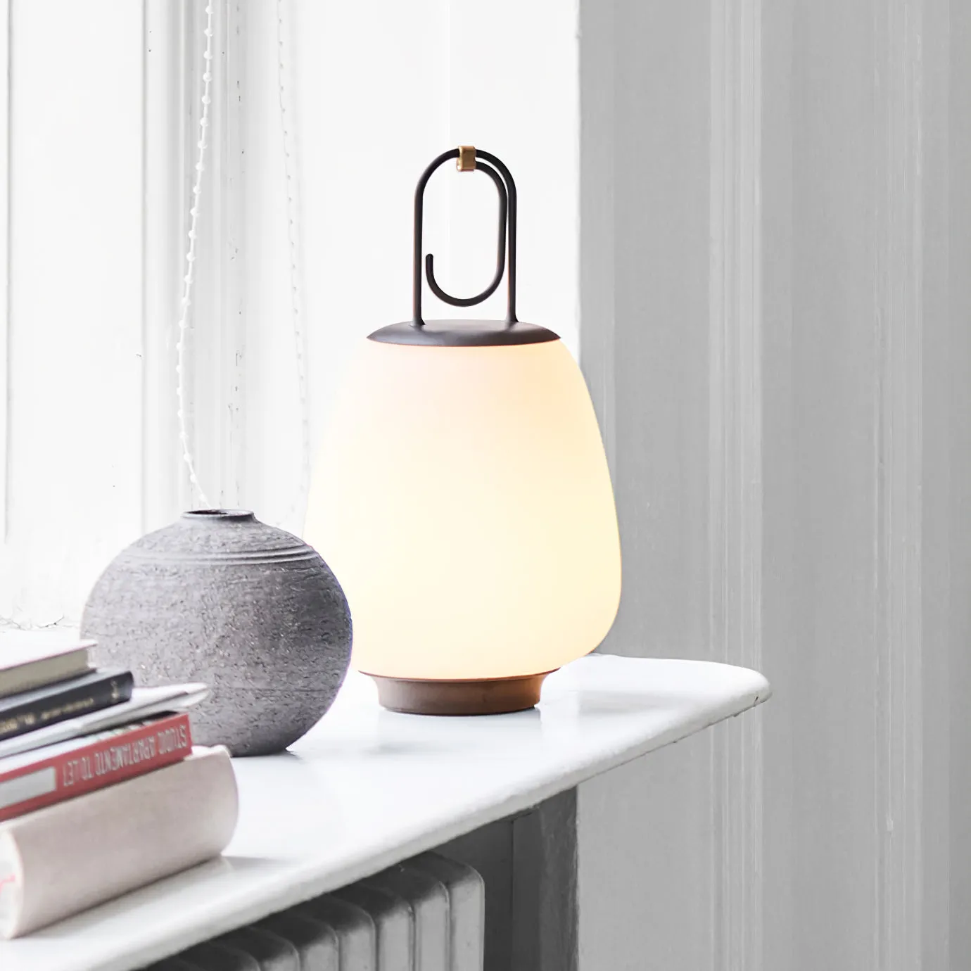 Portable Lantern Table Lamp – USB Rechargeable with Warm & Cool Light Modes