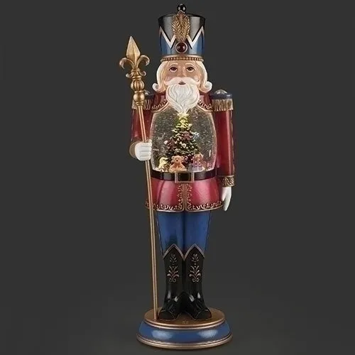 RO0338-Nutcracker