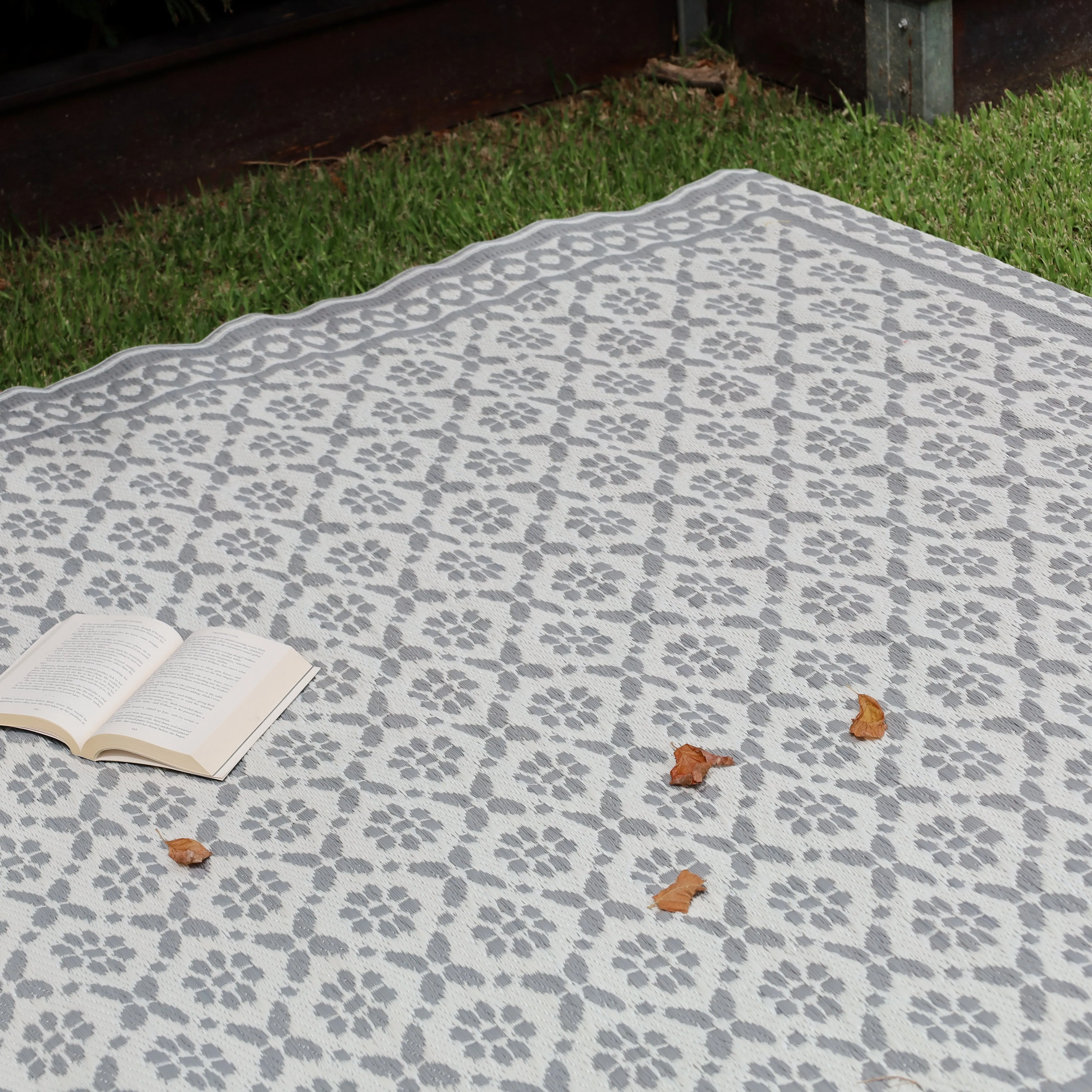 Ronda Grey Foldable Waterproof Large Outdoor Ground Camping Mat - 270x360 CM