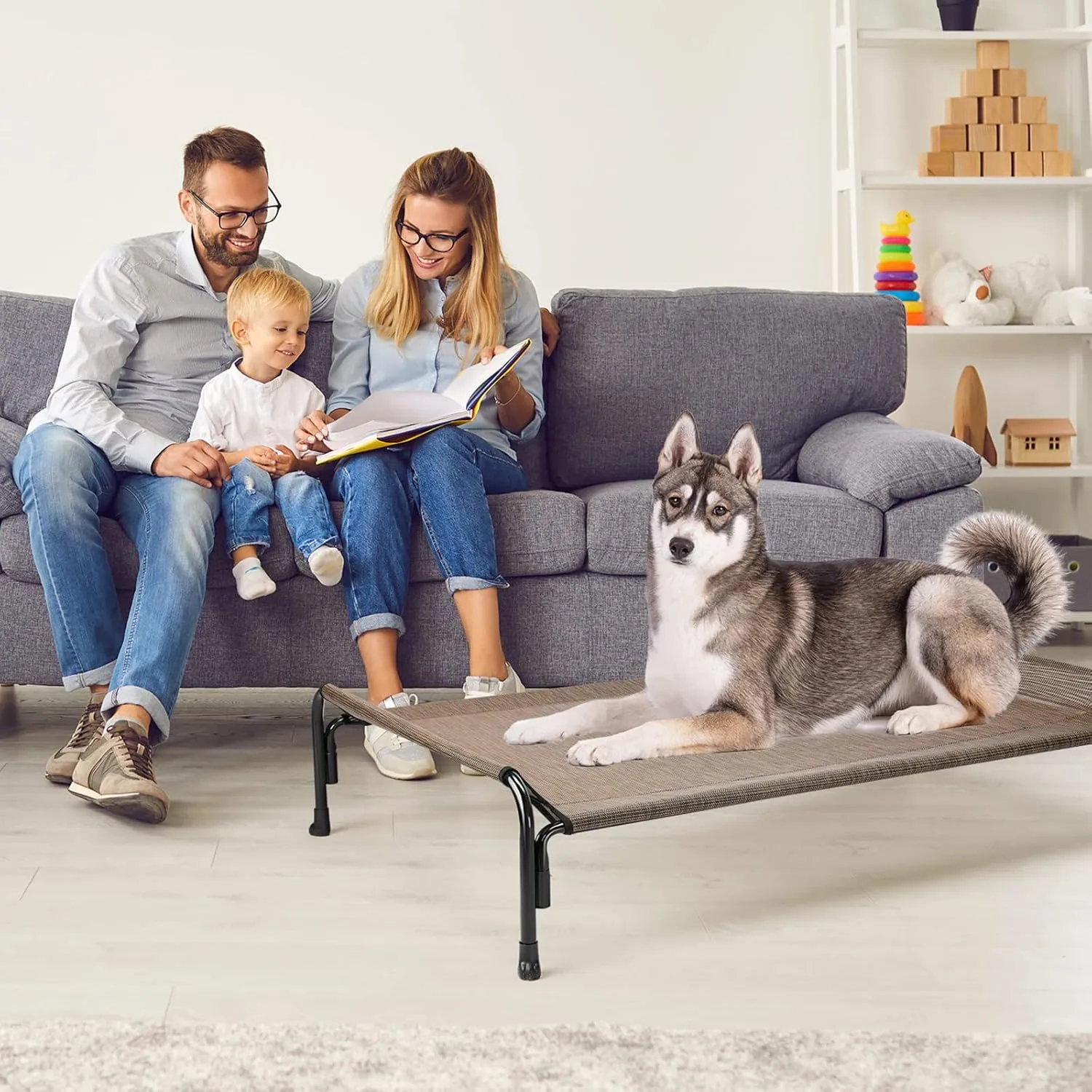 Veehoo Outdoor Elevated Dog Bed, Raised Dog Cot for Large Dogs, Cooling Washable Waterproof Pet Hammock Beds with Slope Headrest, Breathable Mesh and Sturdy Frame, Large, Brown, CWC2204