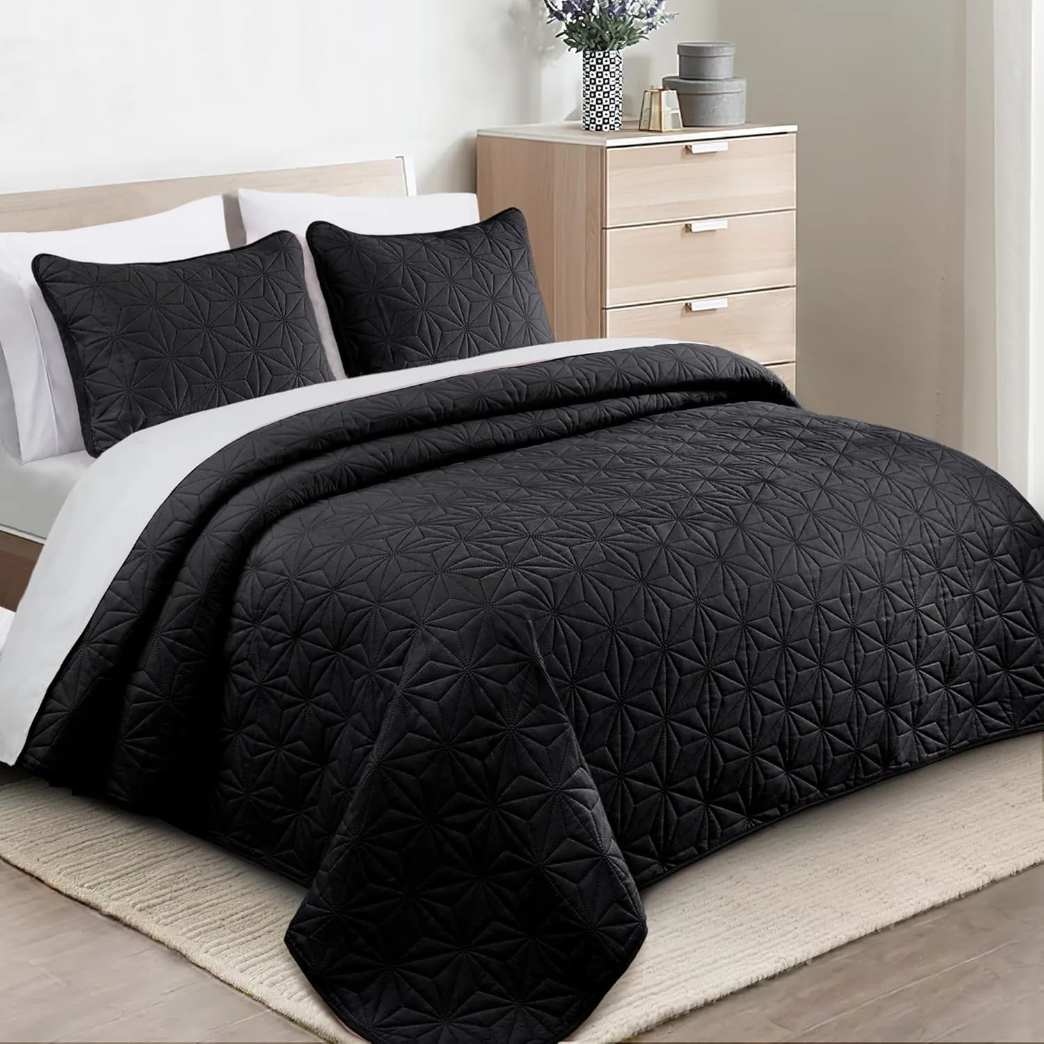 Whale Flotilla Queen Quilt Bedding Set, Soft Black Bedspreads Quilts Queen Size for All Seasons, 3 Pieces Lightweight Geometric Star Pattern Coverlet